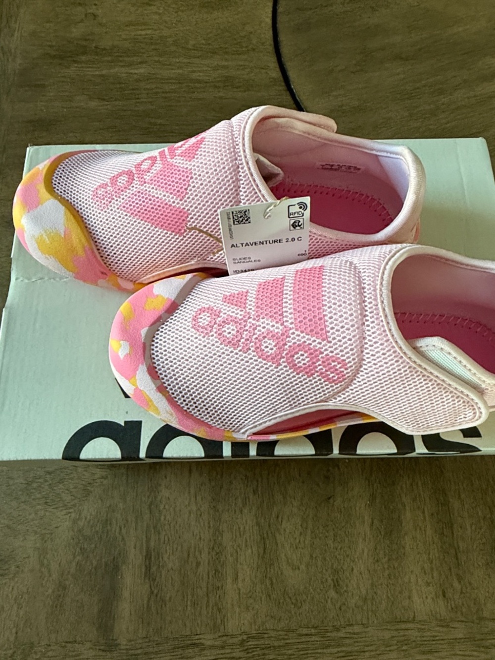 Girls Adidas Watershoes - Picture 2 of 6